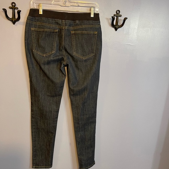 Boston Proper Jeans Stretch Waist Size 8 Dark Wash - Picture 5 of 5